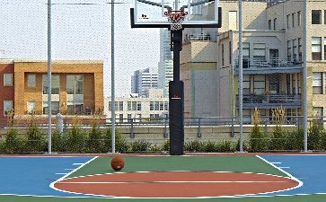樓頂籃球場、網(wǎng)球場