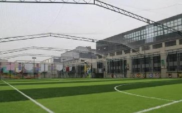 樓頂足球場、籠式足球場建設(shè)